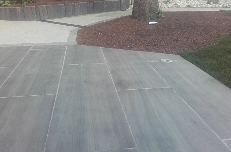 Dulac paysagiste création et aménagement de terrasse à grigny-sur-rhône Rhône