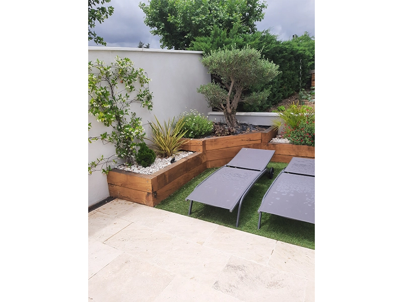 Dulac paysagiste création et entretien de massif fleuries à Solaize Rhône